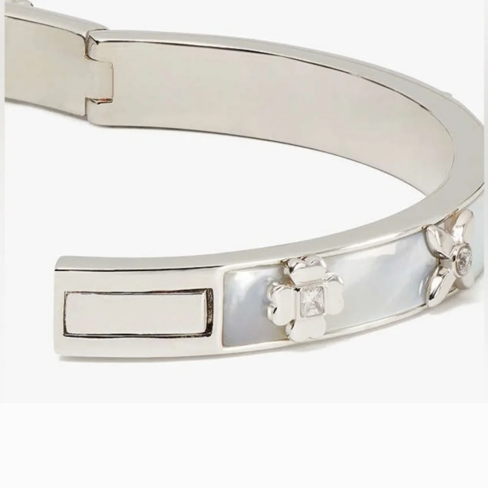 🩶🔹️KATE SPADE🔹️ Heritage Bloom Hinged Bangle - Picture 2 of 6